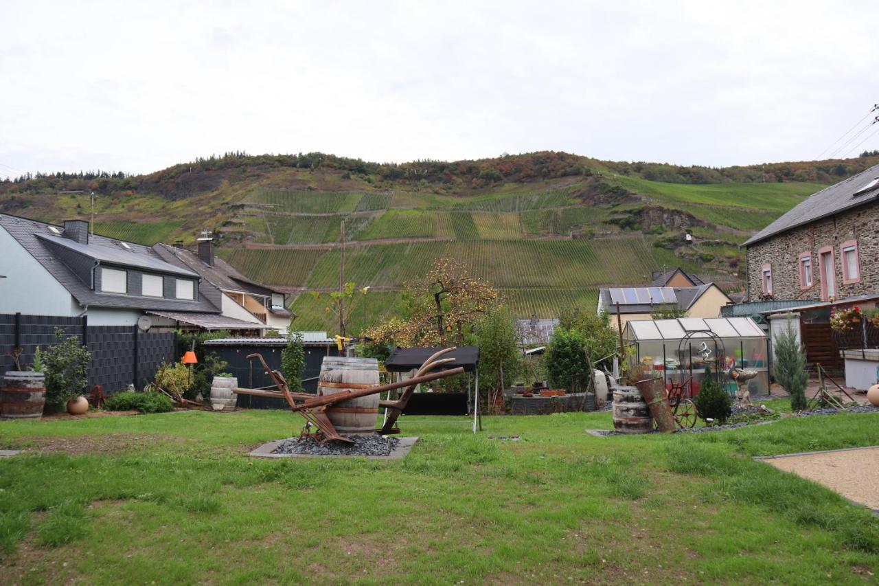 ベルンカステル・クース Winzerhaus Wehlener Sonnenuhrヴィラ エクステリア 写真